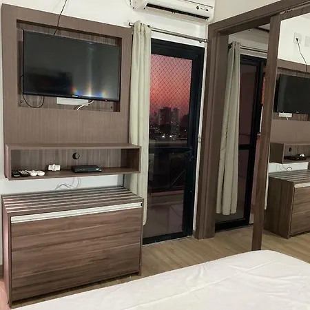 1810 - Flat Para Temporada Em Goiania-Proximo Ao Parque Areiao Exterior photo