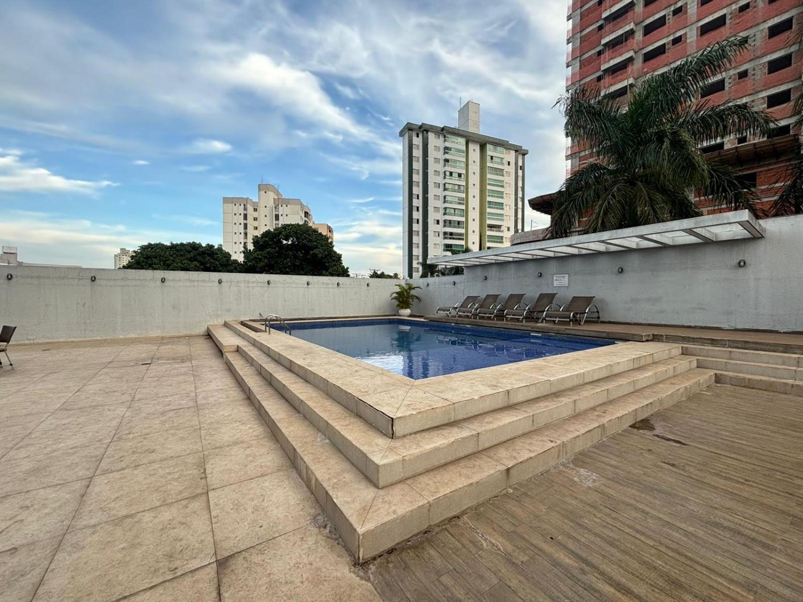 1810 - Flat Temporada Em Goiania-proximo Ao Parque Areiao Apartment *